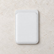 Porte-cartes magnétique — blanc — fond pierre claire