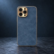 Coque à finition veloutée et contours dorés pour iPhone