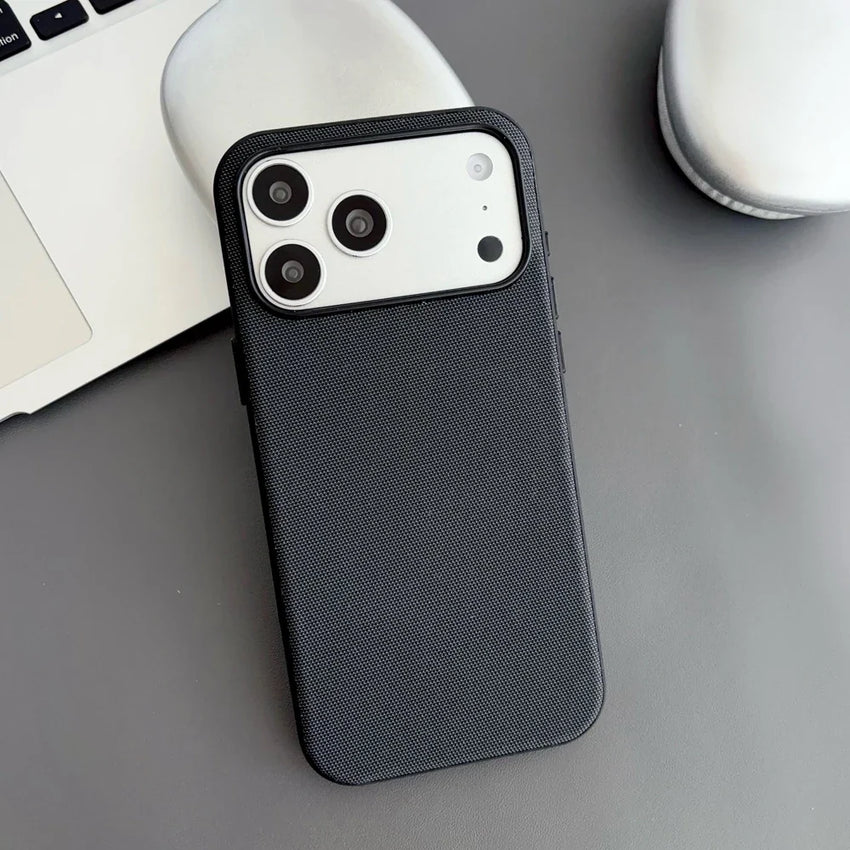 Pack Signature — coque tissée noir ; modèle à sélectionner