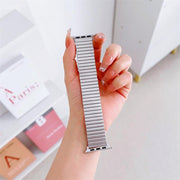 Bracelet extensible en acier inoxydable pour Apple Watch — vue 9