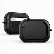 Coque AirPods renforcée noire, fond blanc