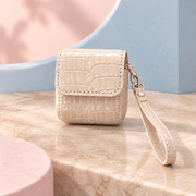 Crocodile AirPods case beige