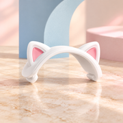 Single white cat ear clip zoomed